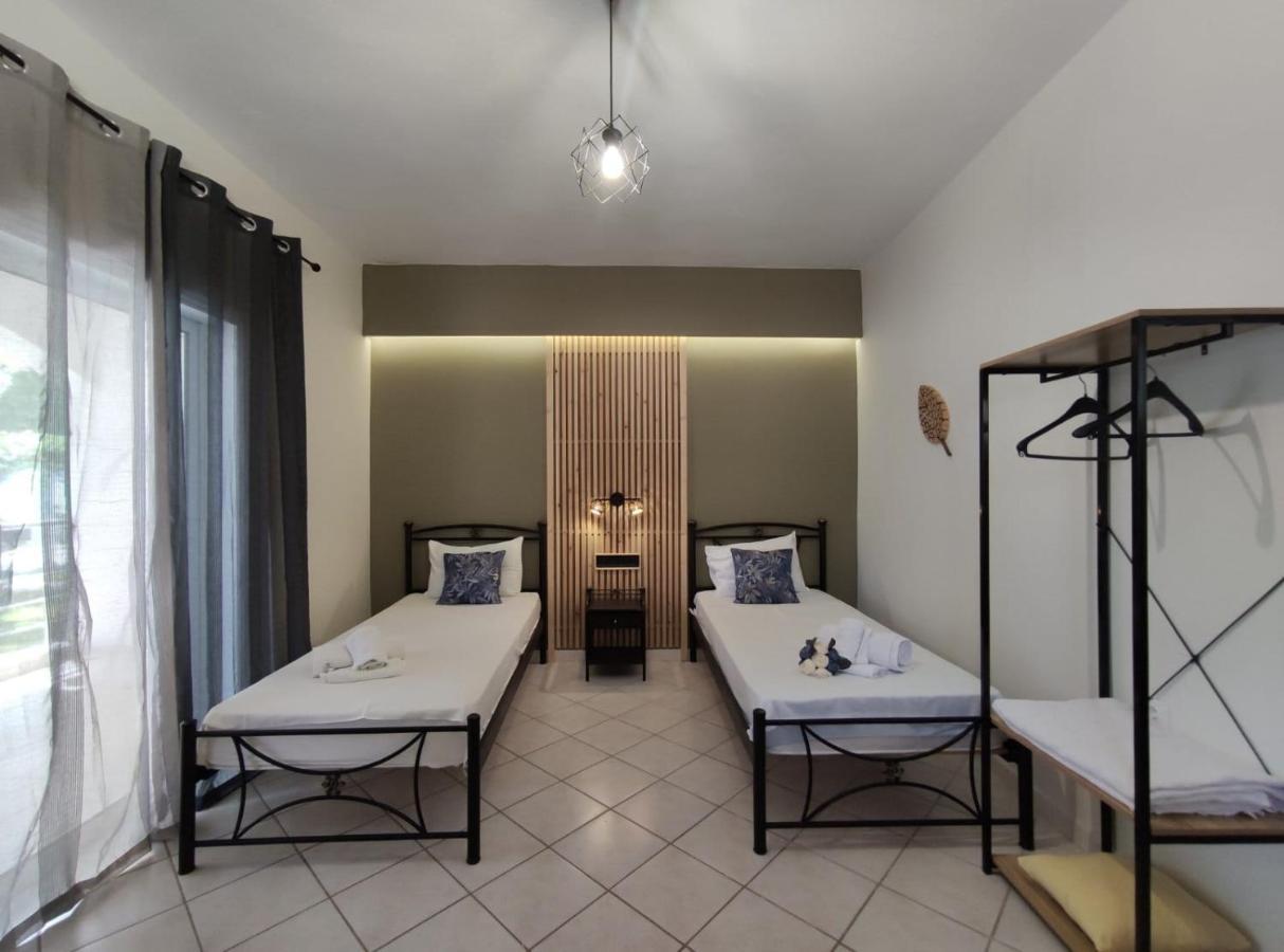ליגיה Flisvos Seaside Apartments מראה חיצוני תמונה
