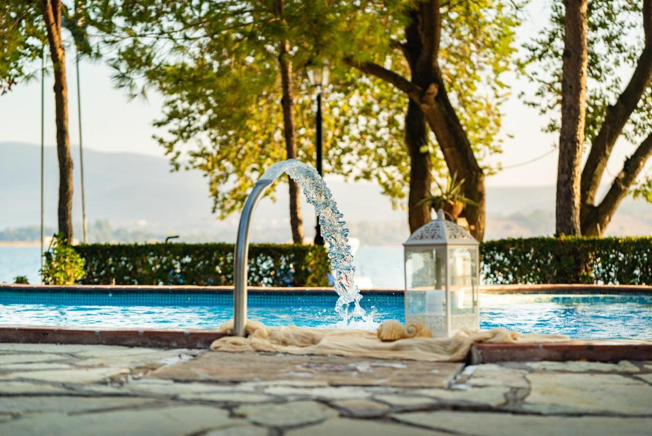 ליגיה Flisvos Seaside Apartments מראה חיצוני תמונה